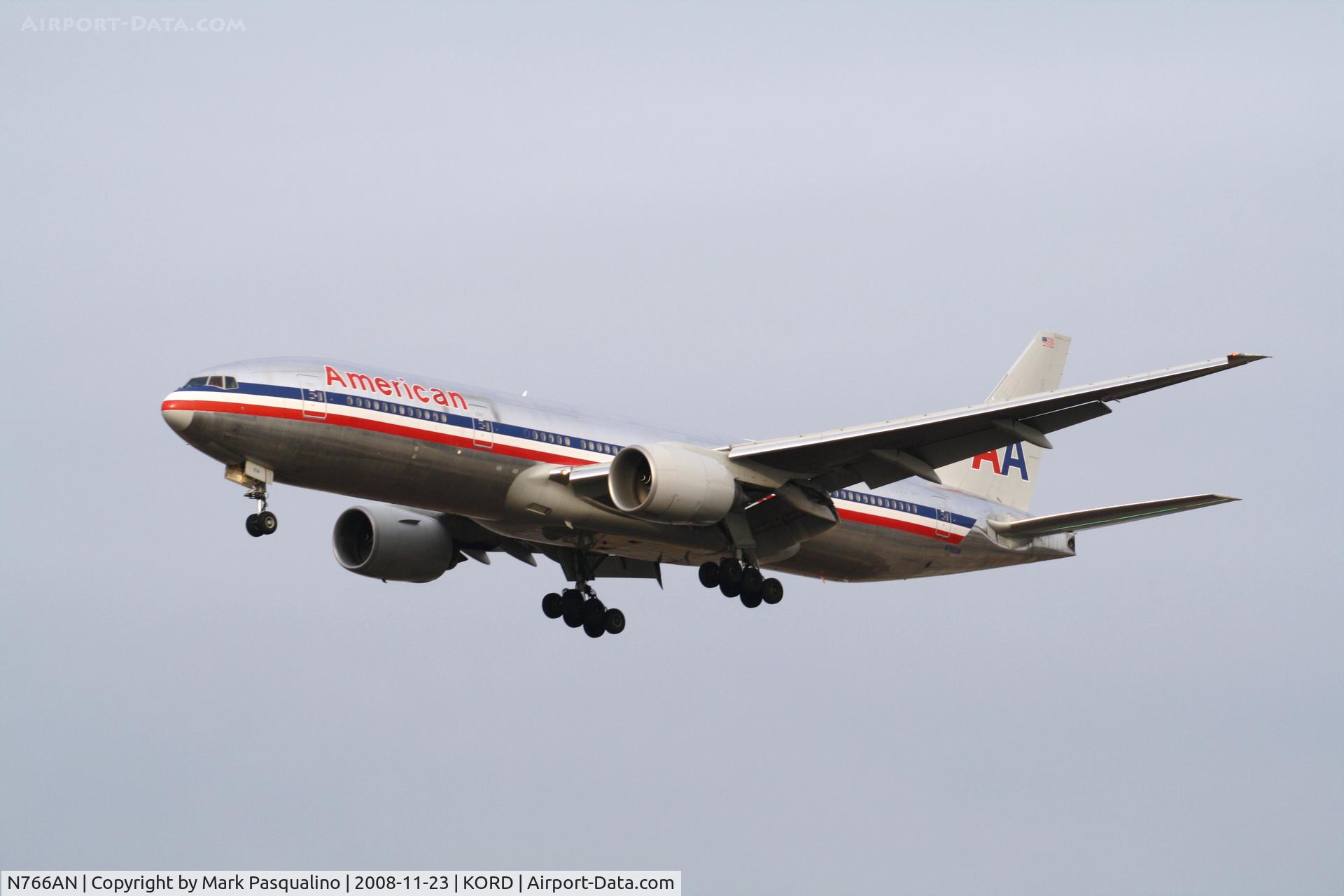 N766AN, 2003 Boeing 777-223/ER C/N 32880, Boeing 777-200