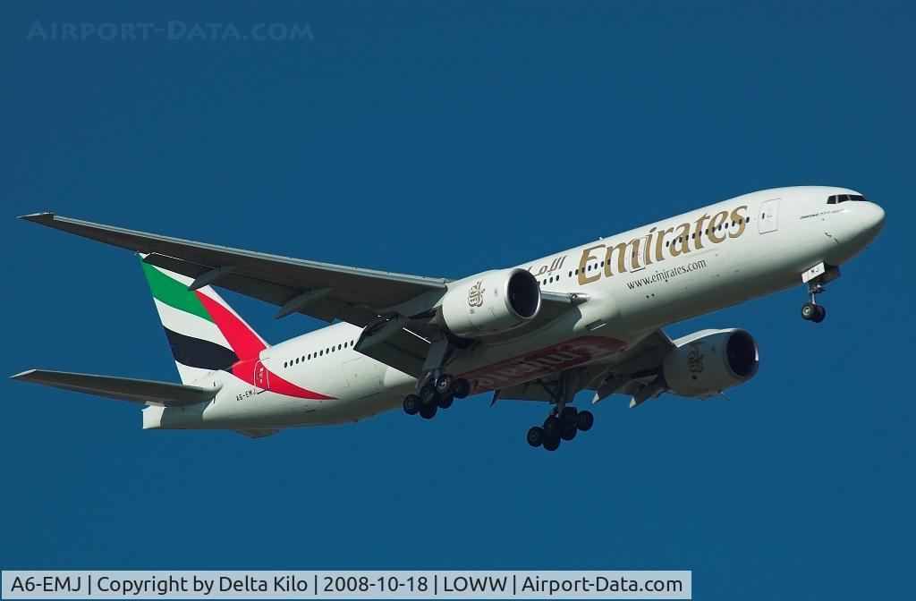A6-EMJ, 1997 Boeing 777-21H/ER C/N 27253, EMIRATES triple seven