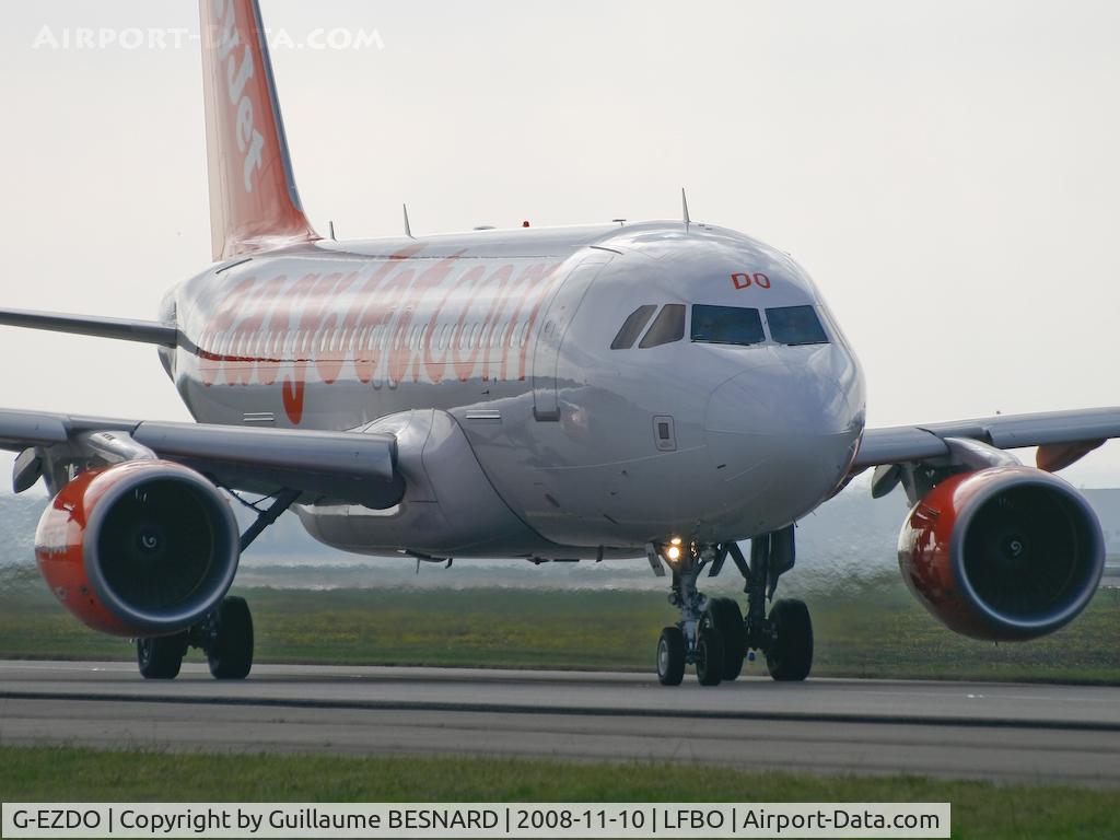 G-EZDO, 2008 Airbus A319-111 C/N 3634, Taxiing to 14L