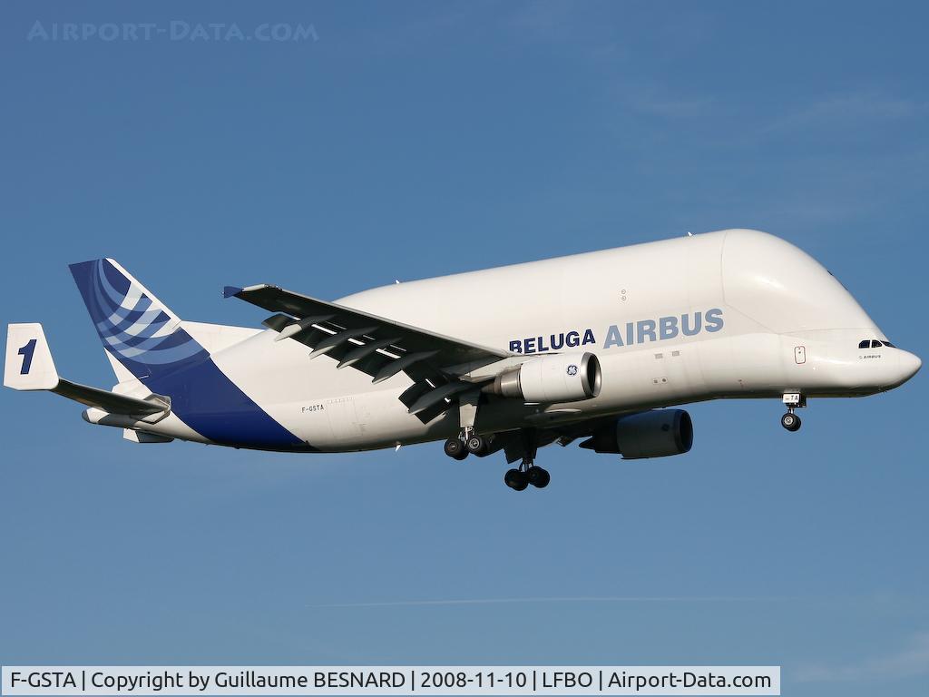 F-GSTA, 1994 Airbus A300B4-608ST Super Transporter C/N 655, Lainding 14R