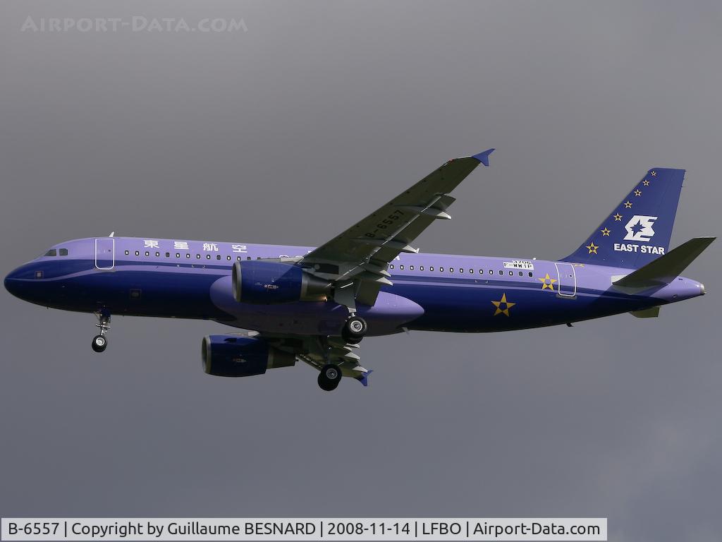 B-6557, 2008 Airbus A320-214 C/N 3706, F-WWIP, registered B-6557.