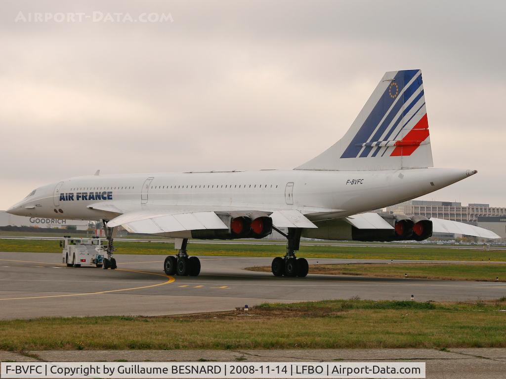 F-BVFC, 1976 Aerospatiale-BAC Concorde 101 C/N 9, Taxiing back to her place... so lovely...