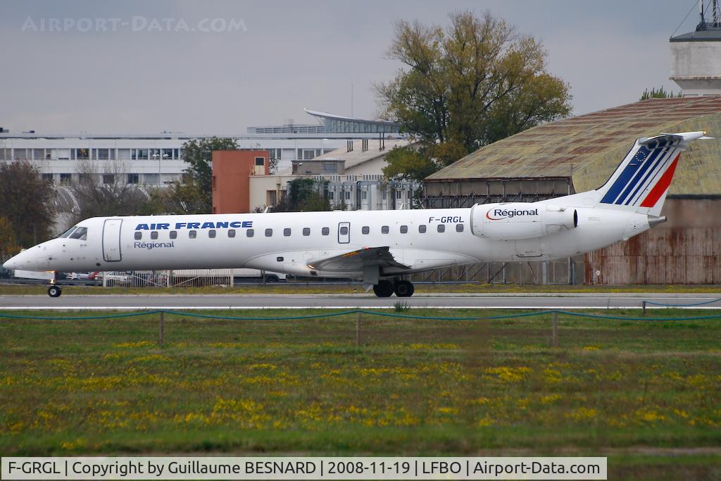 F-GRGL, 2001 Embraer EMB-145EU (ERJ-145EU) C/N 145375, Taking off 32R