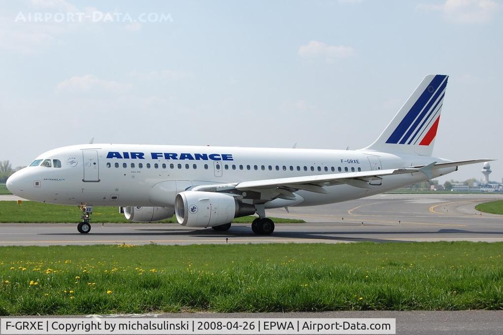 F-GRXE, 2002 Airbus A319-111 C/N 1733, One of my first time with new D40.