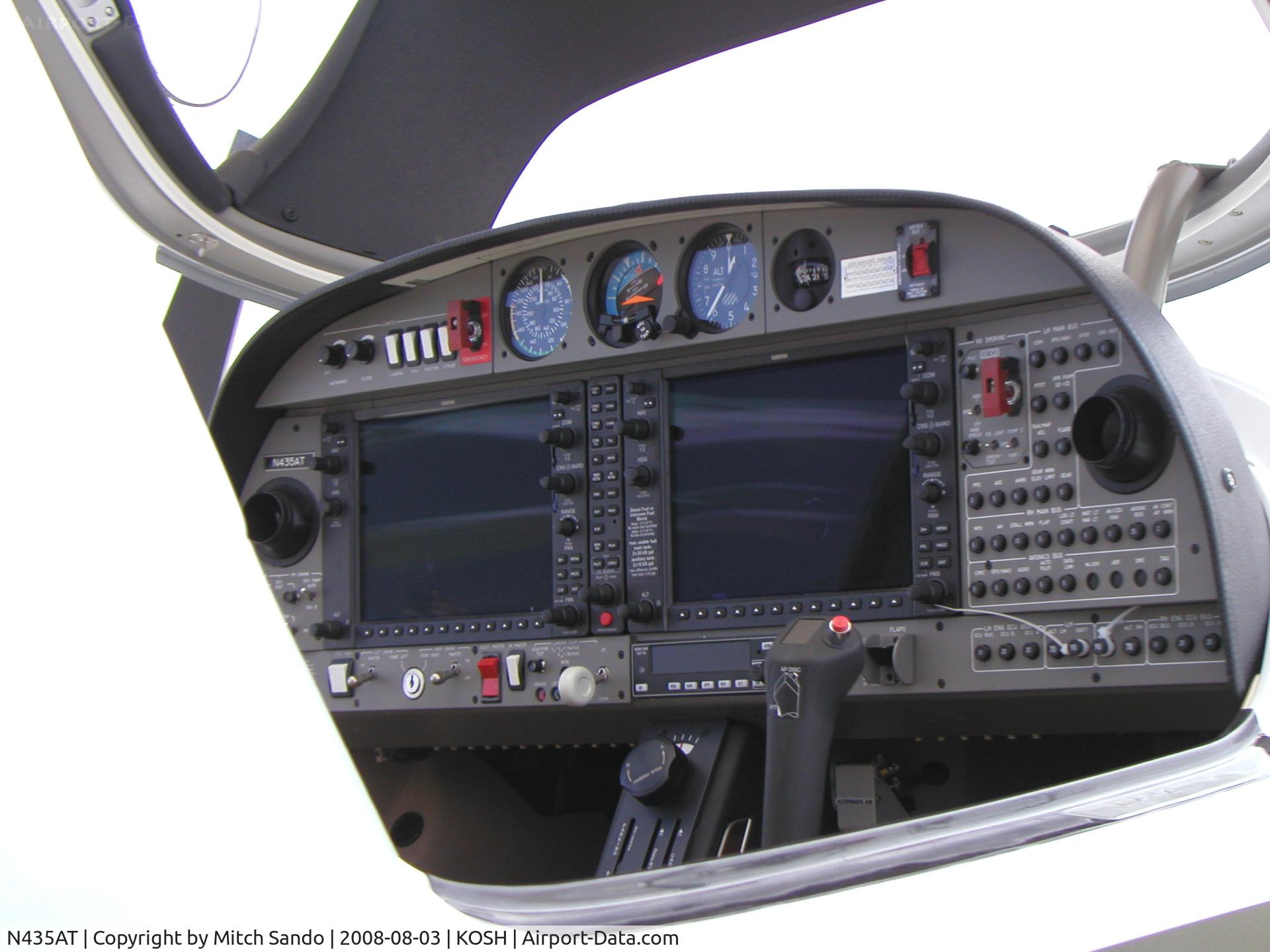 N435AT, 2007 Diamond DA-42 Twin Star C/N 42.AC104, EAA AirVenture 2008.