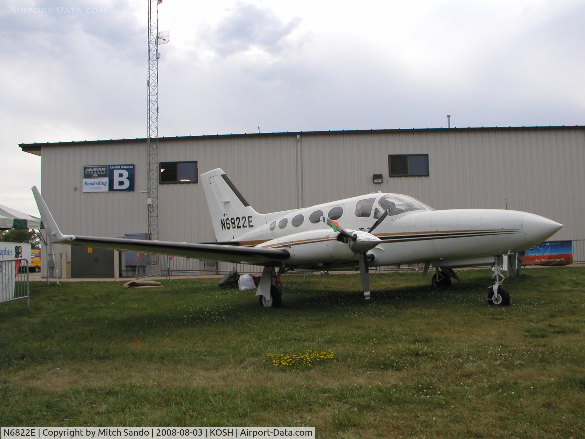 N6822E, 1981 Cessna 414A Chancellor C/N 414A-0807, EAA AirVenture 2008.