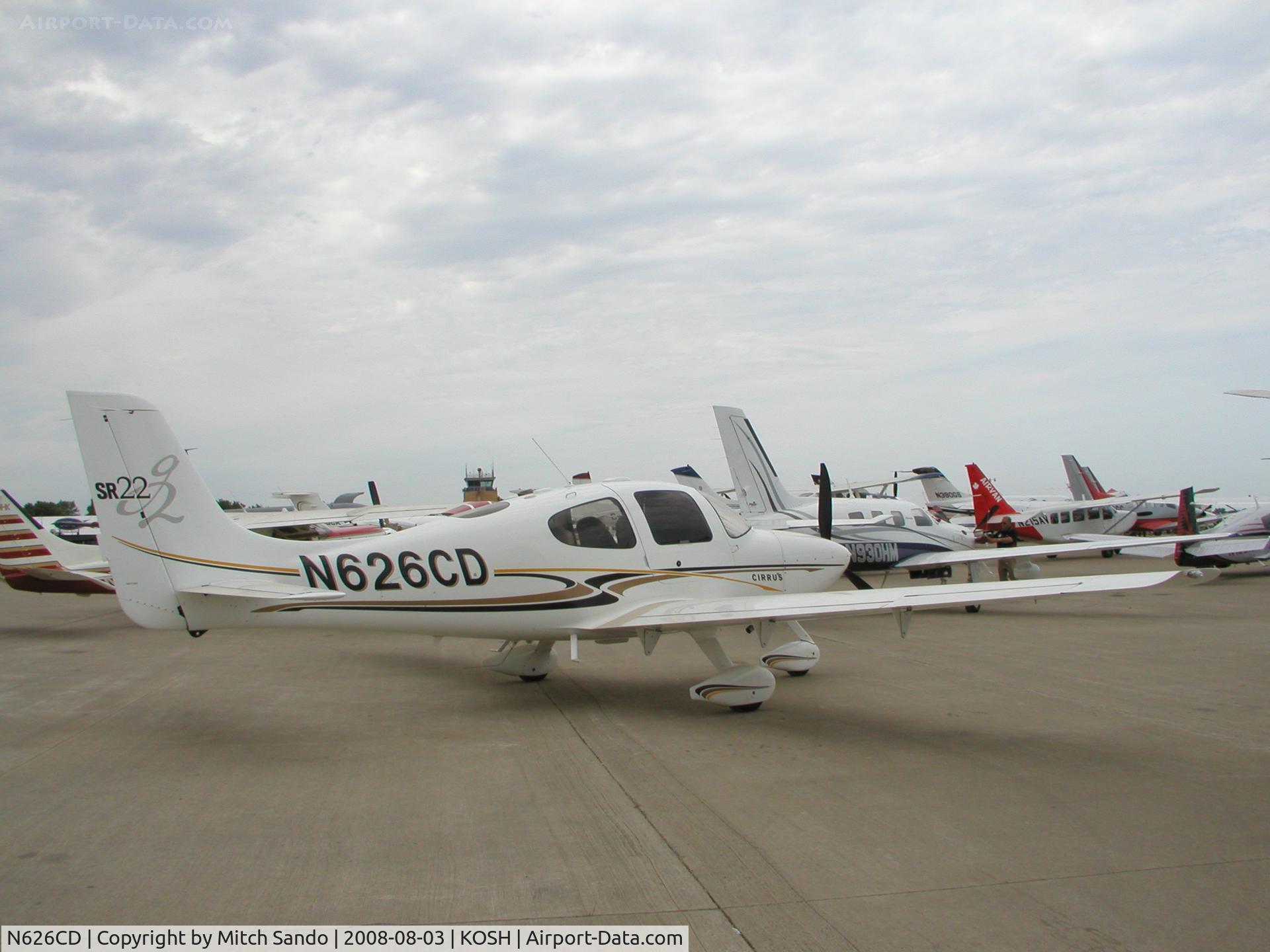 N626CD, 2004 Cirrus SR22 C/N 1042, EAA AirVenture 2008.
