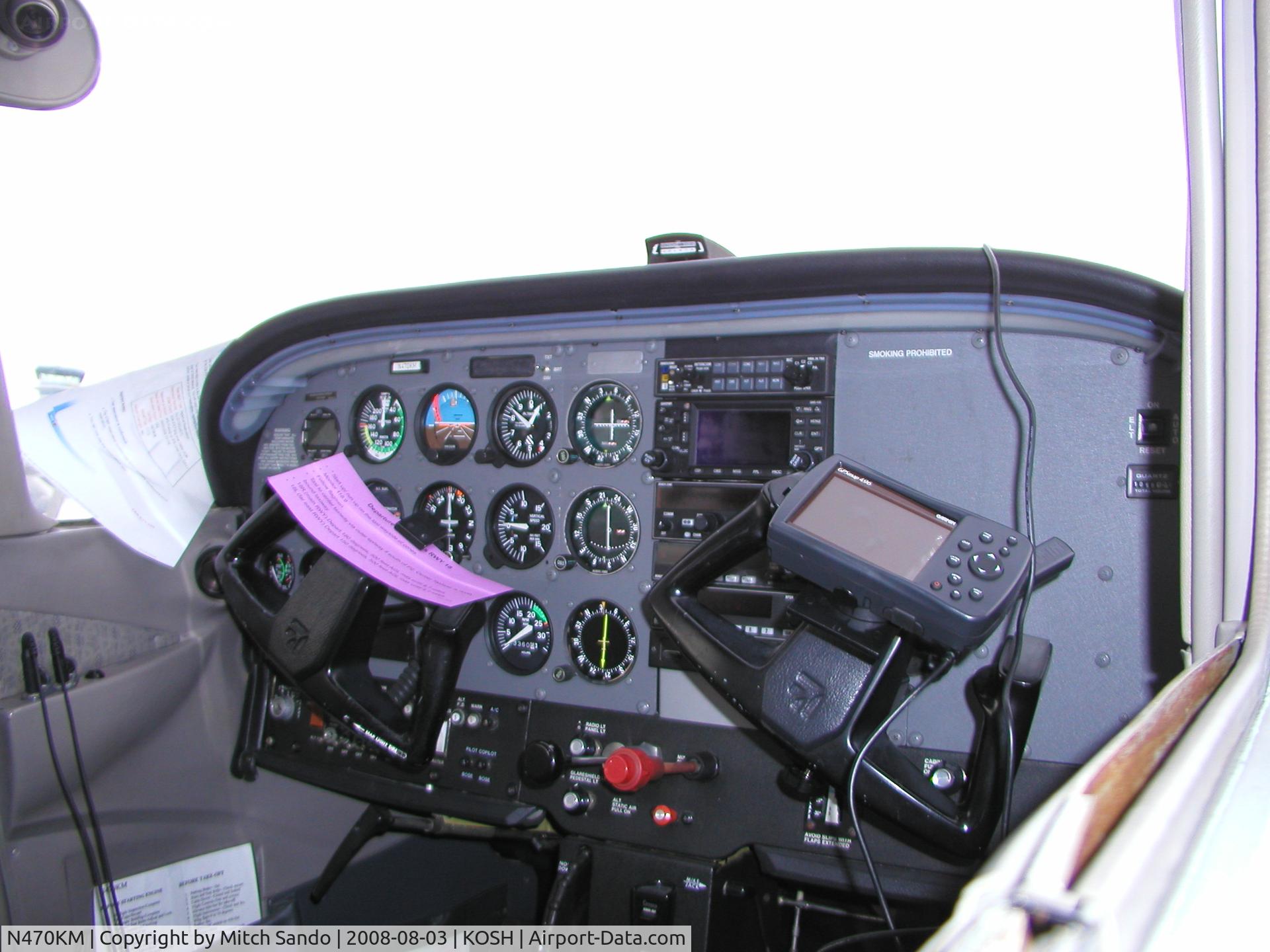 N470KM, 1998 Cessna 172R C/N 17280614, EAA AirVenture 2008.