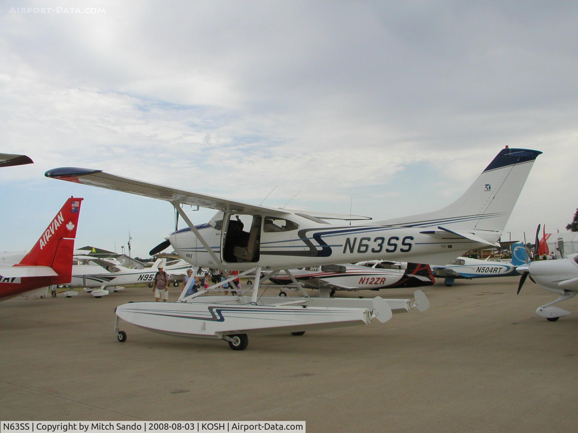 N63SS, 1981 Cessna 182R Skylane C/N 18268015, EAA AirVenture 2008.