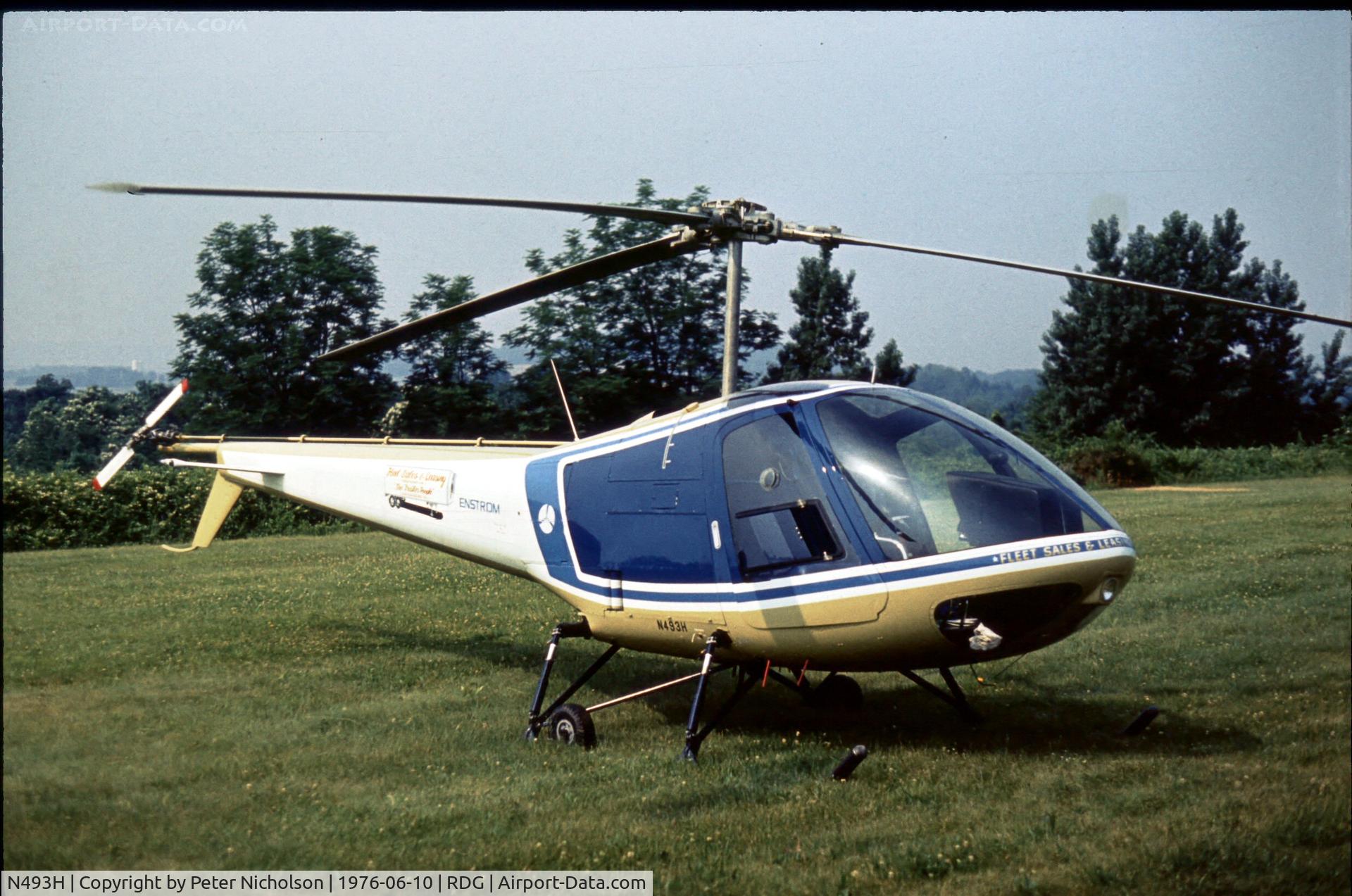 N493H, 1975 Enstrom 280 Shark C/N 1014, On display at the 1976 Reading Airshow