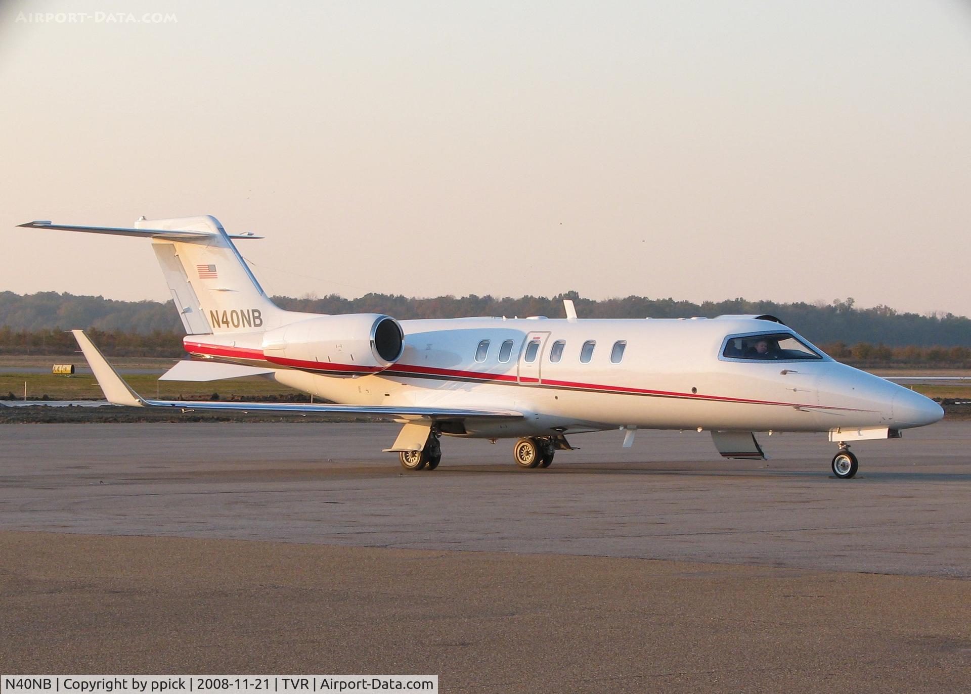 N40NB, 2007 Learjet Inc 45 C/N 2087, Parked at the Tallulah/Vicksburg airport.