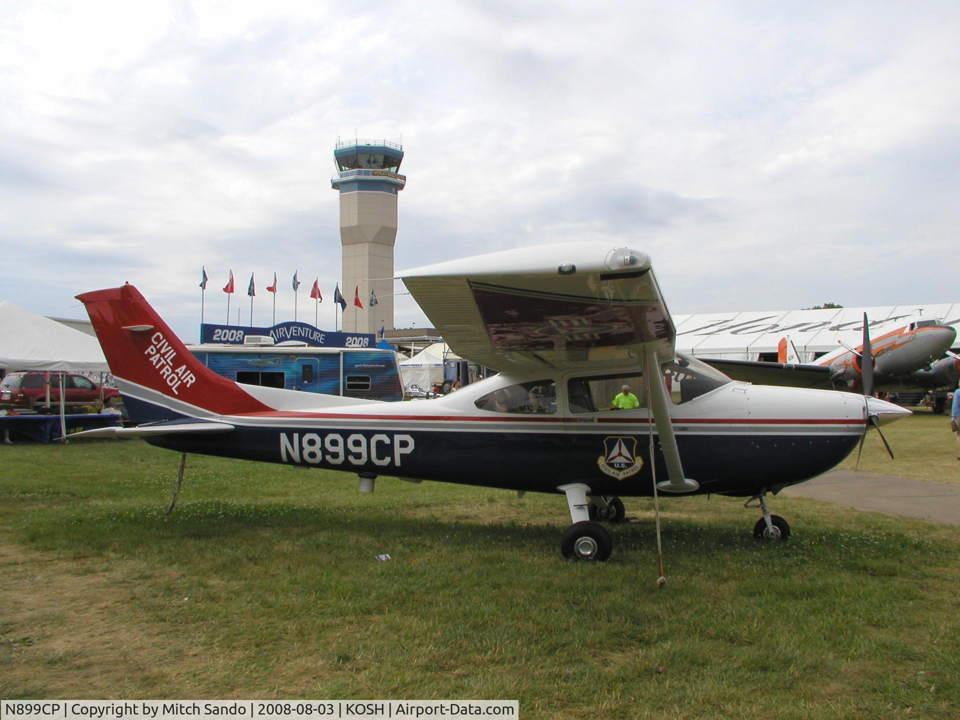 N899CP, 2006 Cessna 182T Skylane C/N 18281866, EAA AirVenture 2008.