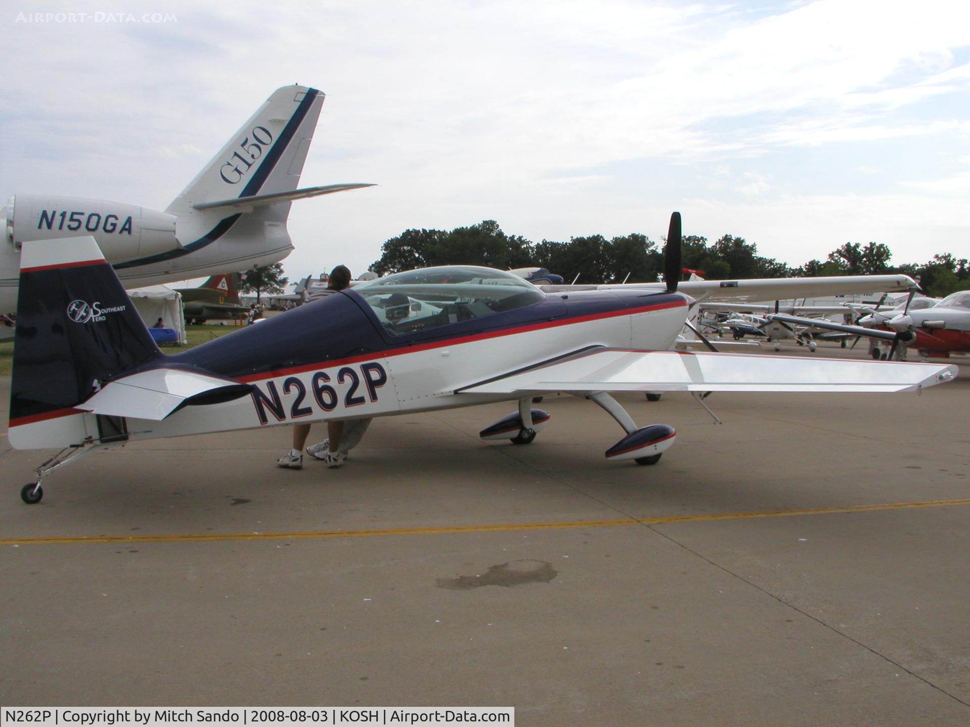 N262P, 2007 Extra EA-300/L C/N 1262, EAA AirVenture 2008.