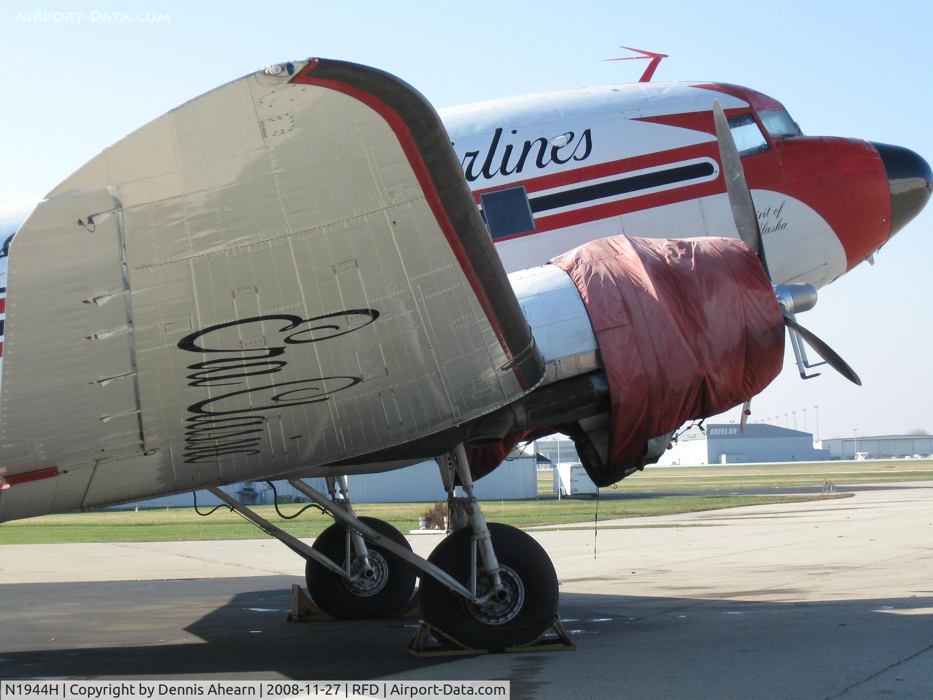 N1944H, 1945 Douglas DC-3C (C-47B-50-DK) C/N 34378, Former ERA Classic DC-3 for sale, Rockford,IL