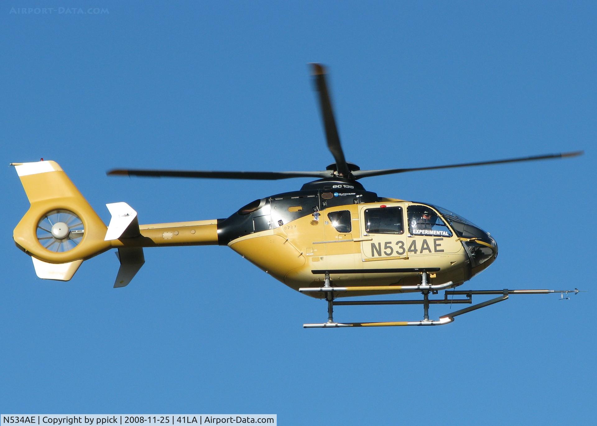 N534AE, 2008 Eurocopter EC-135P-2+ C/N 0707, Hovering at Downtown Shreveport with the experimental 