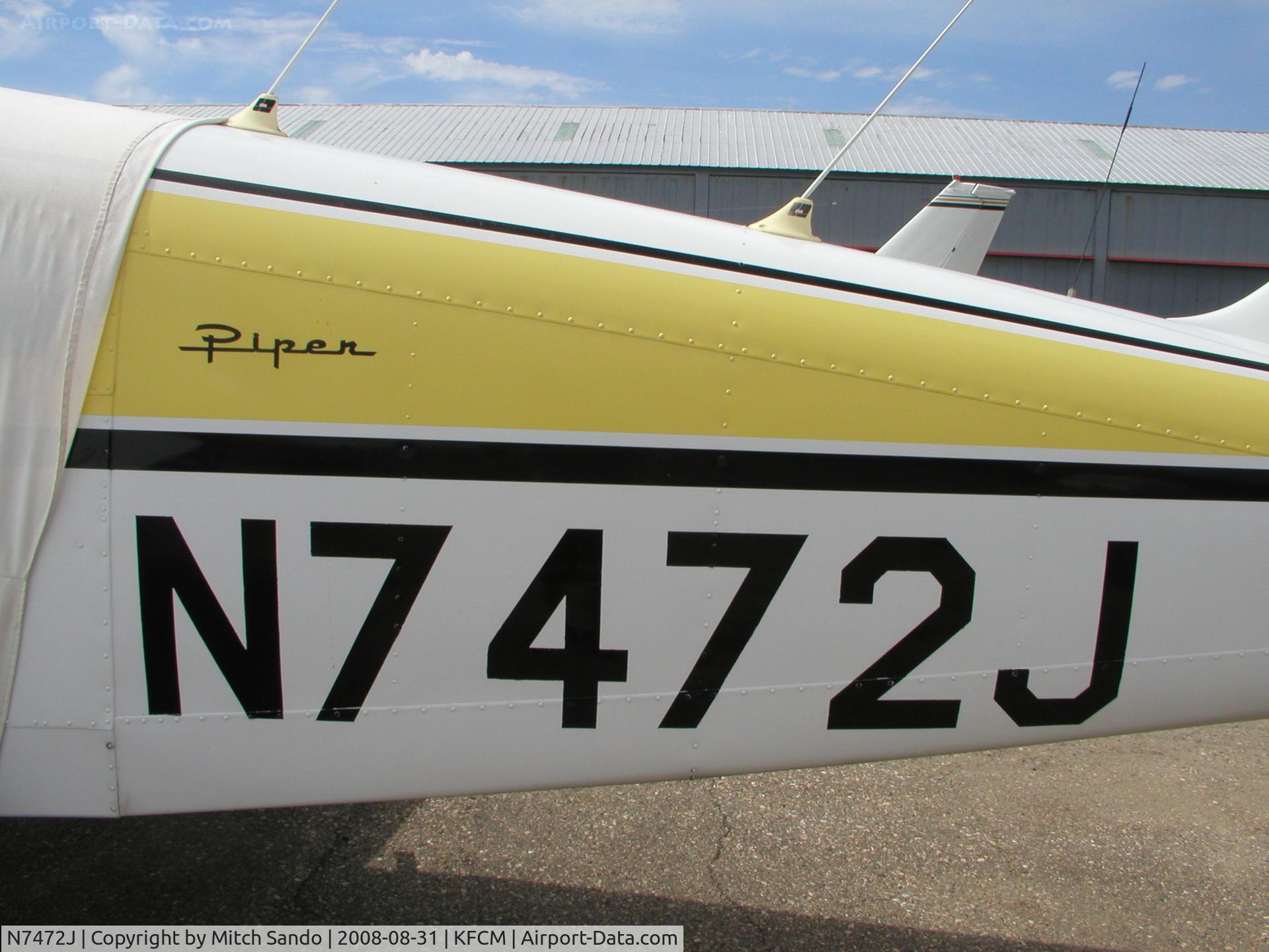 N7472J, 1968 Piper PA-28R-180 Cherokee Arrow C/N 28R-30826, Parked on the ramp at Thunderbird.