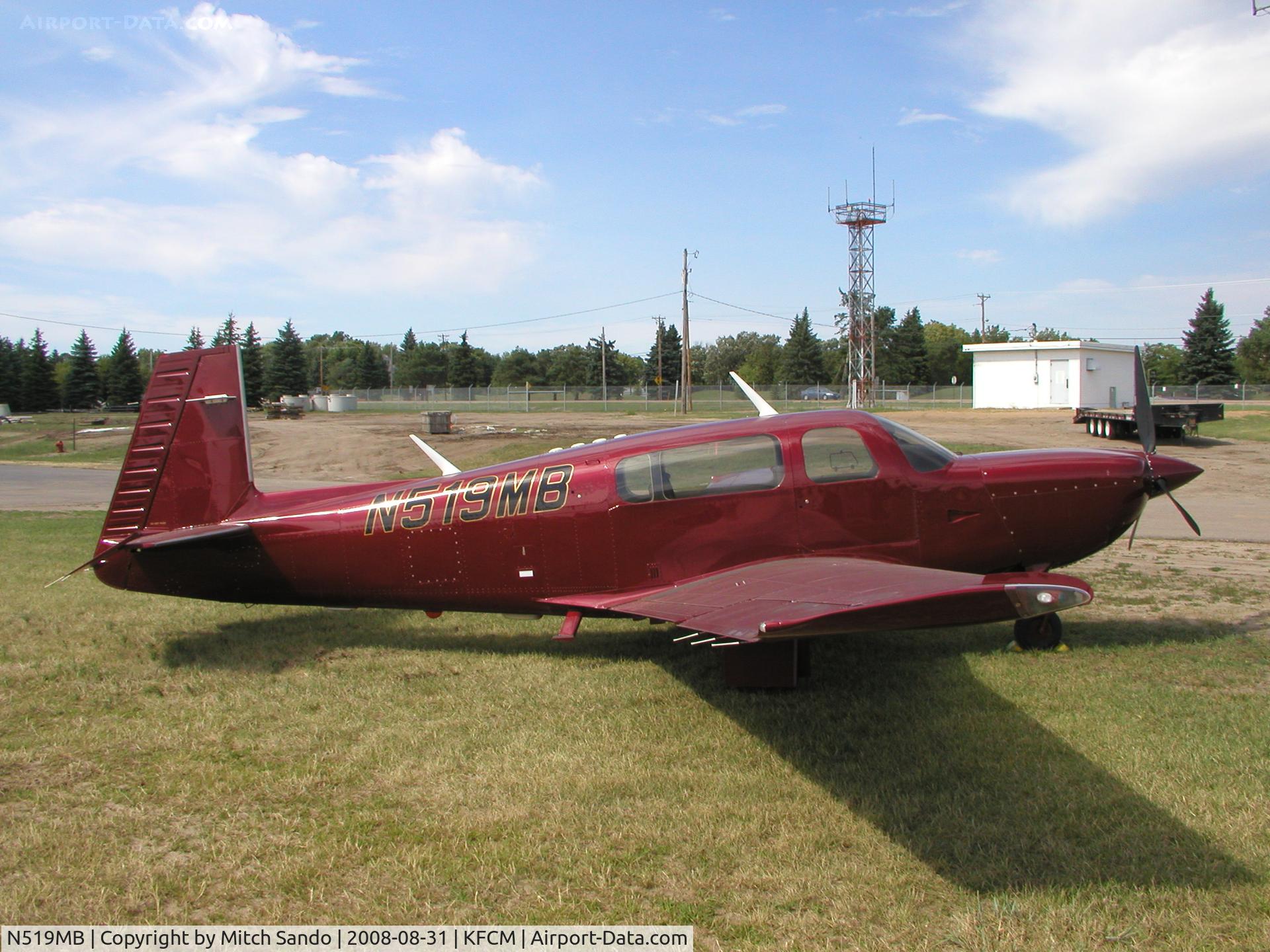 N519MB, 1995 Mooney M20M Bravo C/N 27-0200, Parked at Flying Cloud.