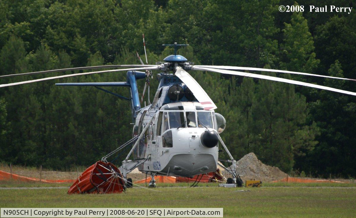 N905CH, 1973 Sikorsky S-61N C/N 61711, Another shot of her, sitting with her Bambi Bucket this time