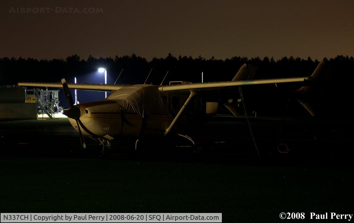 N337CH, 1977 Cessna T337H Turbo Skymaster C/N 33701836, Quiet time on the ramp
