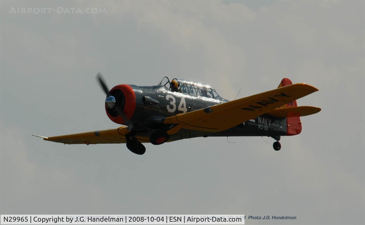 N29965, 1944 North American AT-6D Texan C/N 90634, on take off at Easton MD