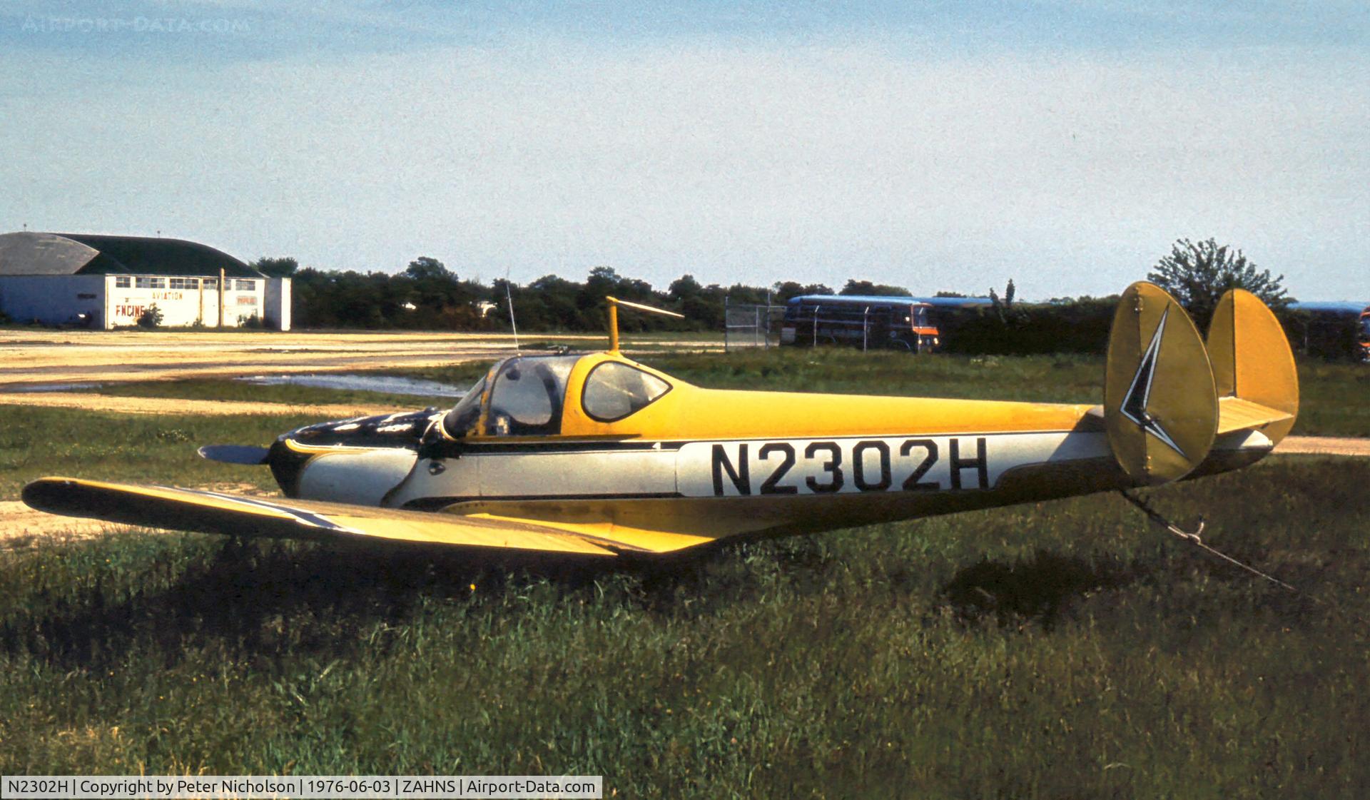 N2302H, 1946 Erco 415C Ercoupe C/N 2927, Based in 1976 at Zahns Airport, Amityville, NY - a Long Island airport closed in 1980