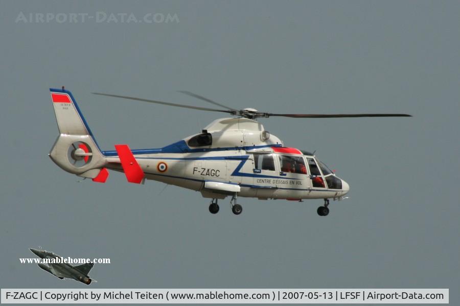 F-ZAGC, Aerospatiale SA-365N Dauphin 2 C/N 6111, CEV - Armee de l'Air