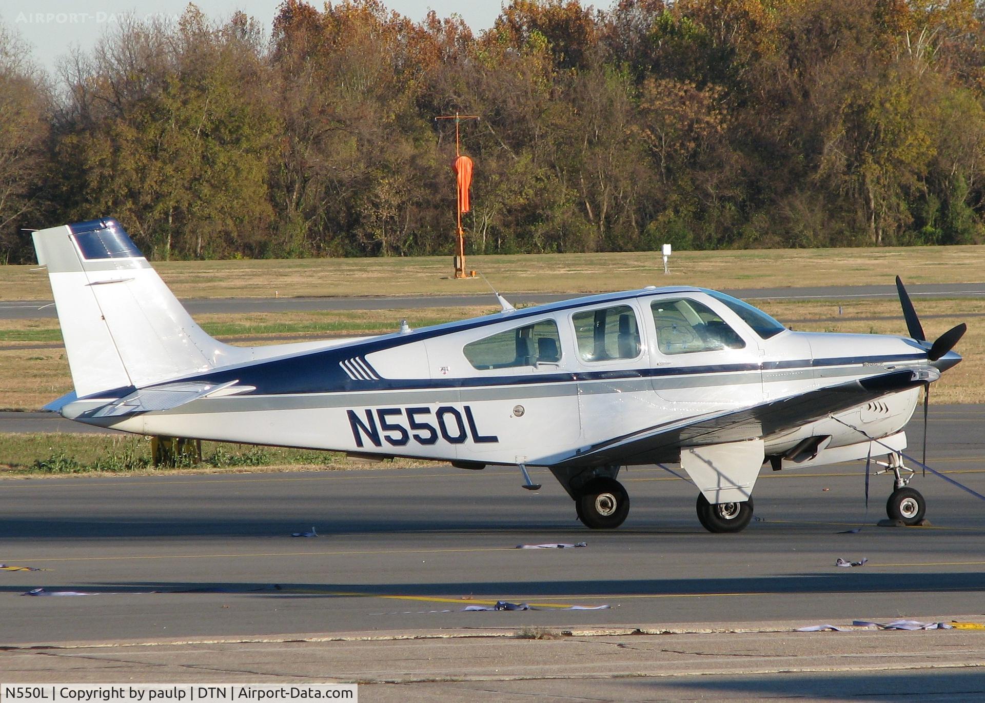 N550L, 1987 Beech F33A Bonanza C/N CE-1190, Parked at Downtown Shreveport.