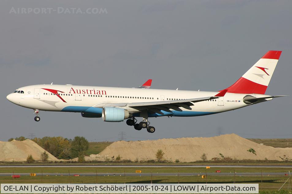 OE-LAN, 1997 Airbus A330-223 C/N 195, Arriving at VIE/LOWW