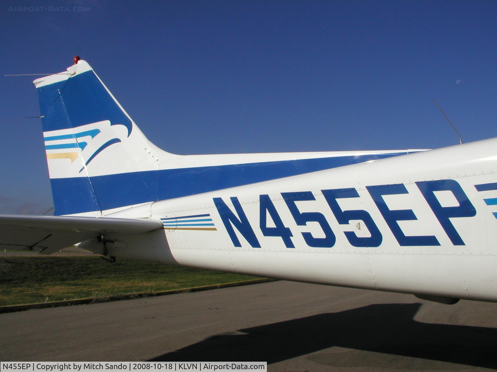 N455EP, 1998 Cessna 172R C/N 17280664, Parked on the ramp at Airlake.