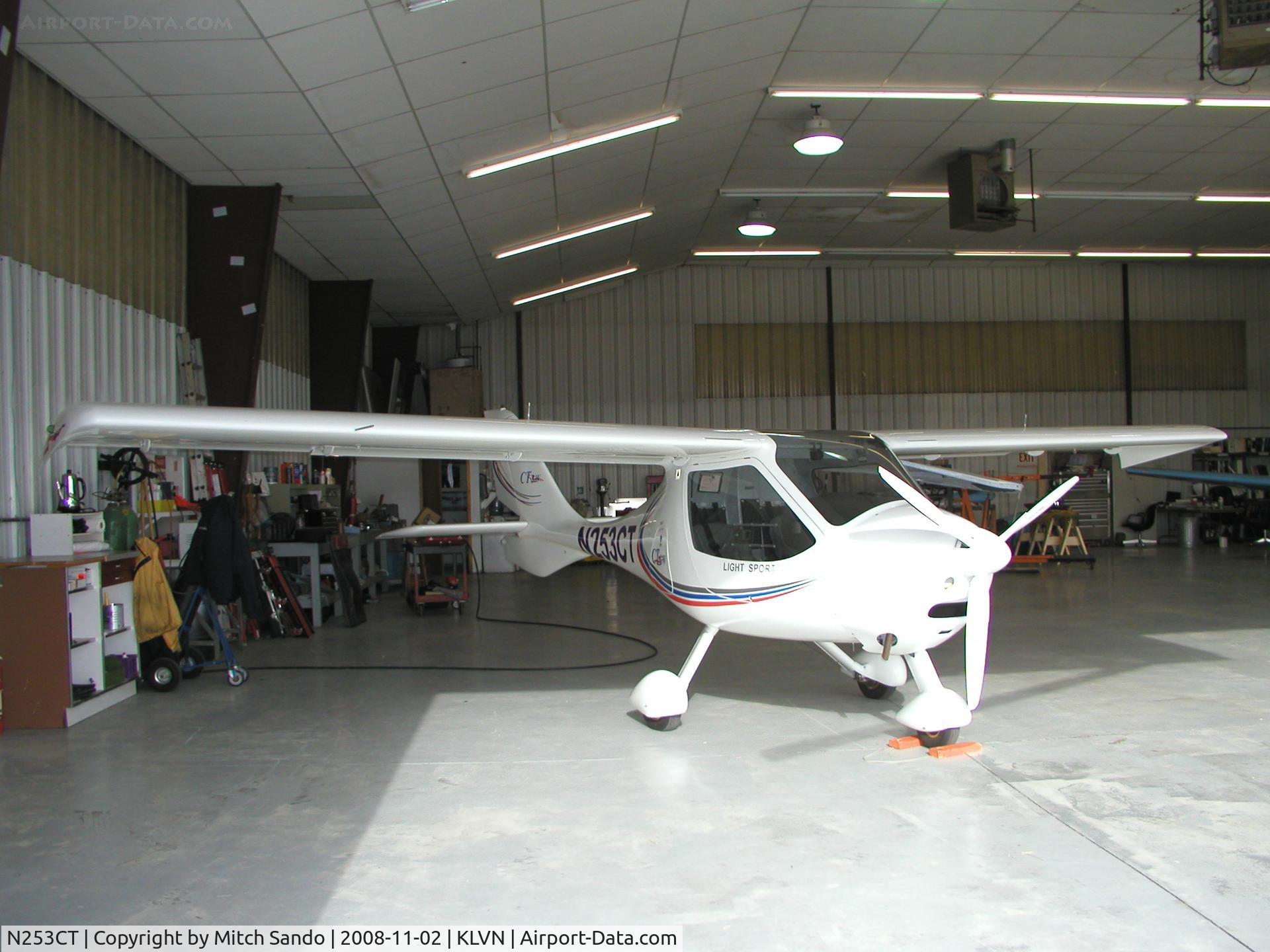 N253CT, 2007 Flight Design CTSW C/N 07-02-03, Parked inside the maintenance hangar.