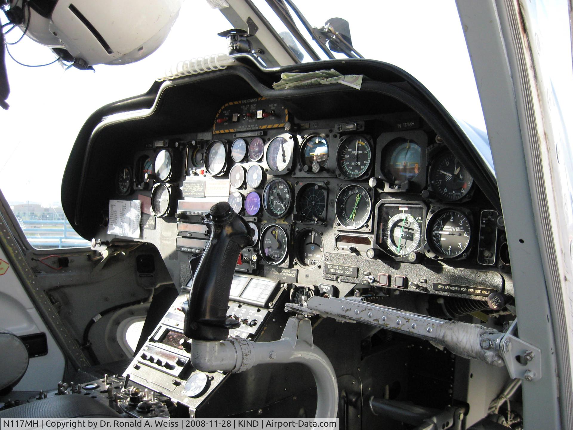 N117MH, Eurocopter-Kawasaki BK-117A-3 C/N 7112, Cockpit View