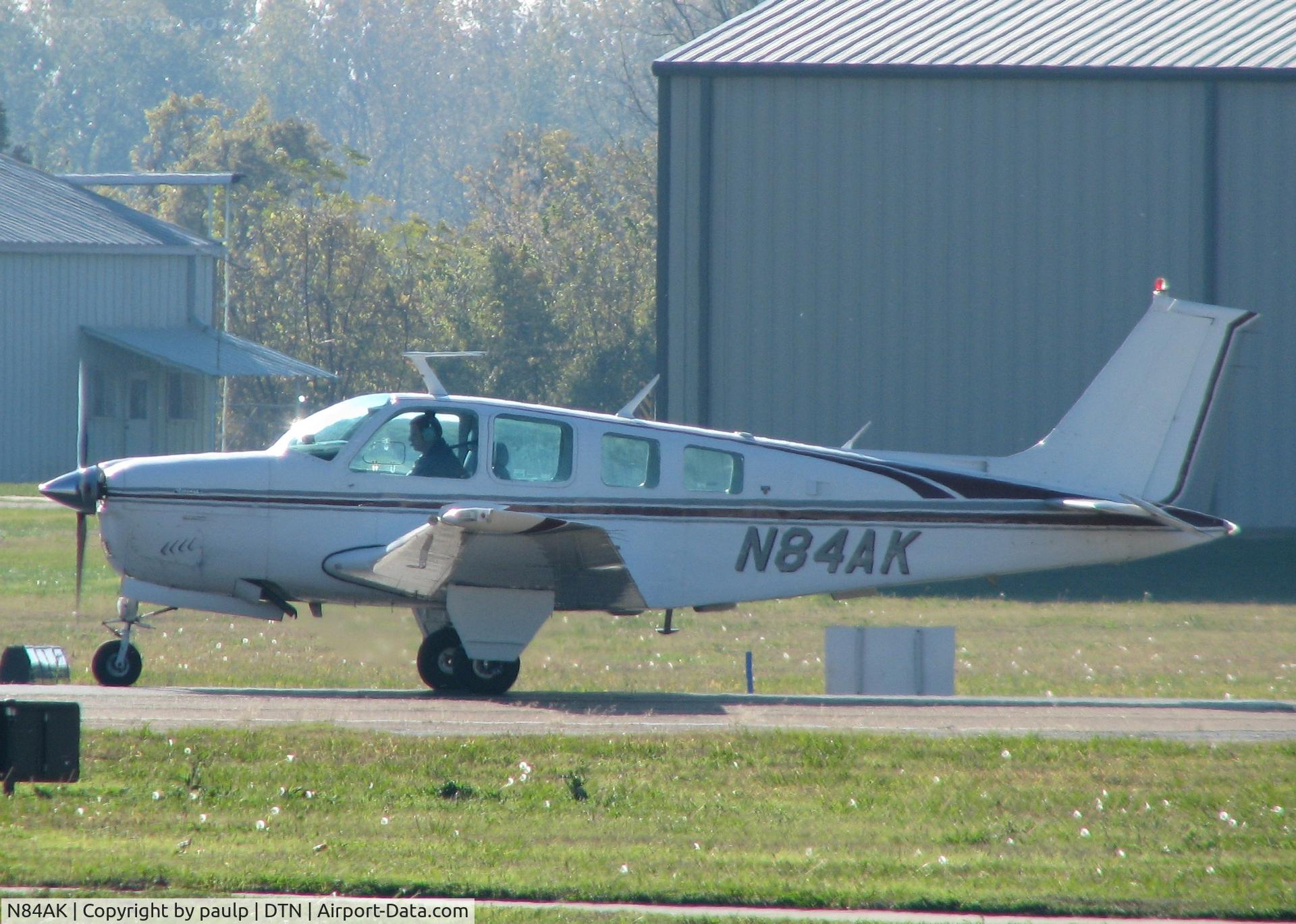 N84AK, 1977 Beech A36 Bonanza 36 C/N E-1167, Taking off from Downtown Shreveport.