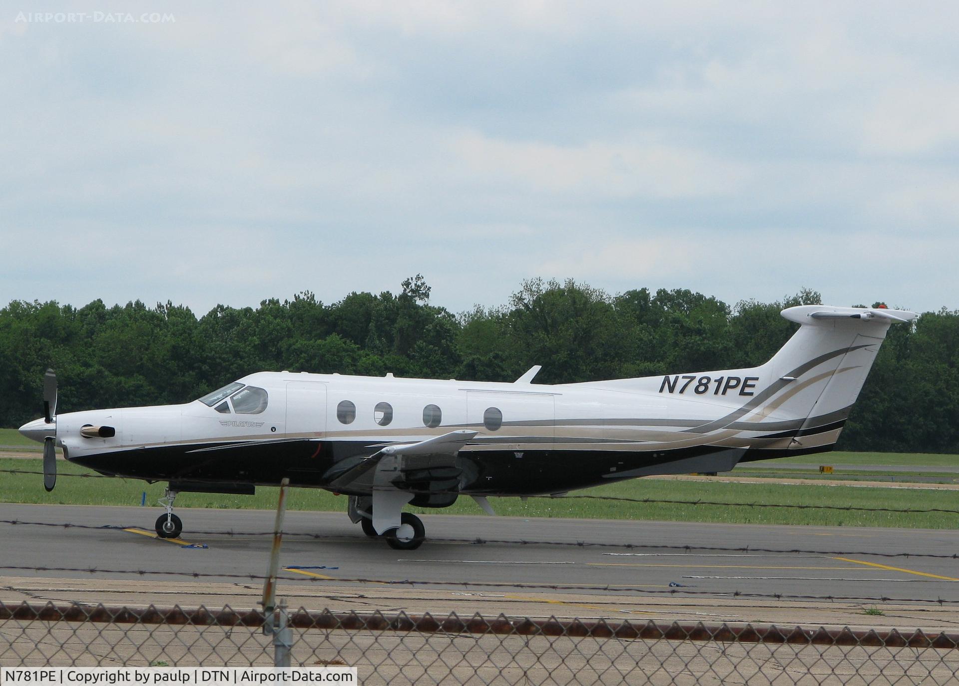 N781PE, 2006 Pilatus PC-12/47 C/N 781, Parked at Downtown Shreveport.
