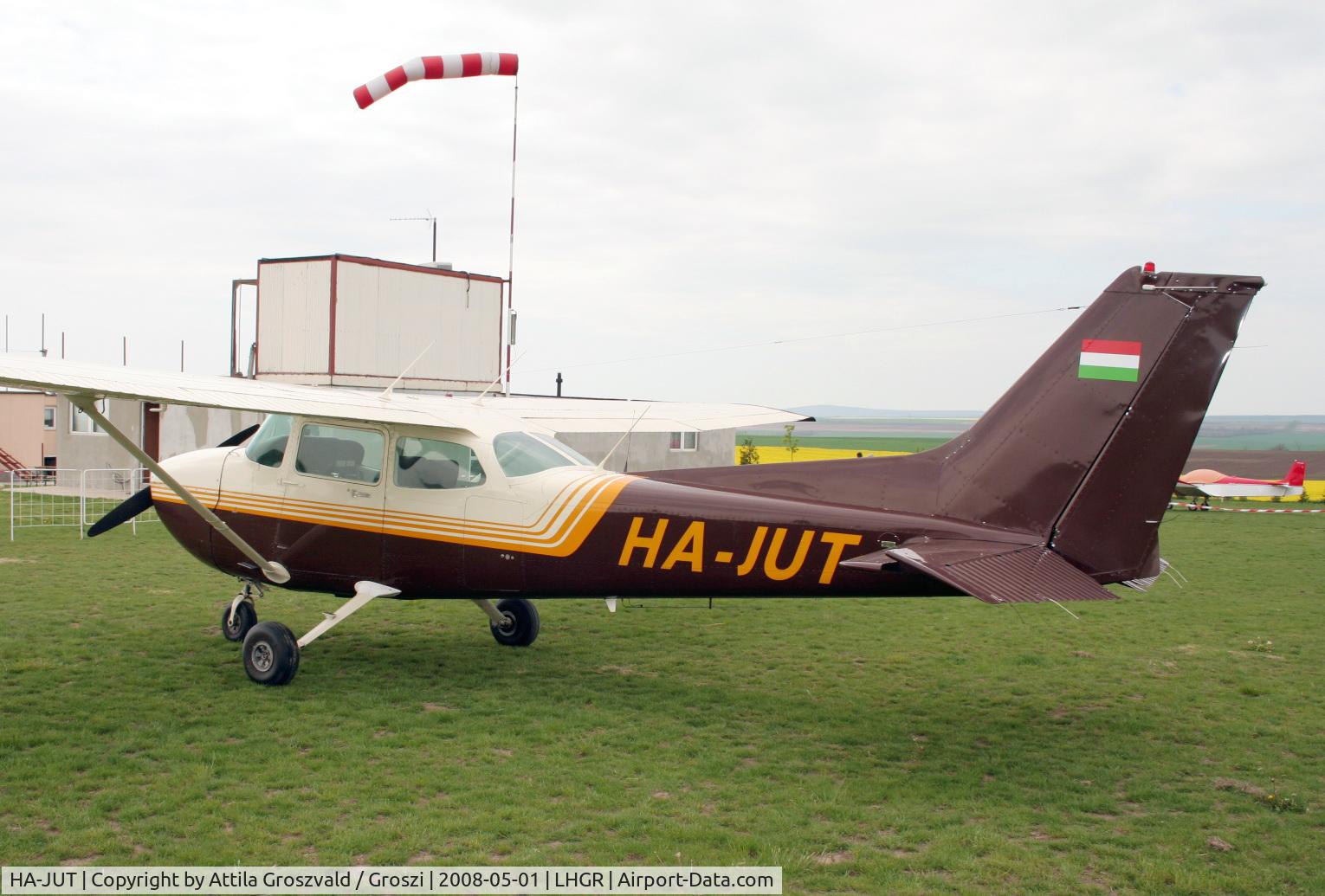 HA-JUT, 1985 Cessna 172P C/N 17276445, Gyuro Airport / LHGR-Hungary / Airshow