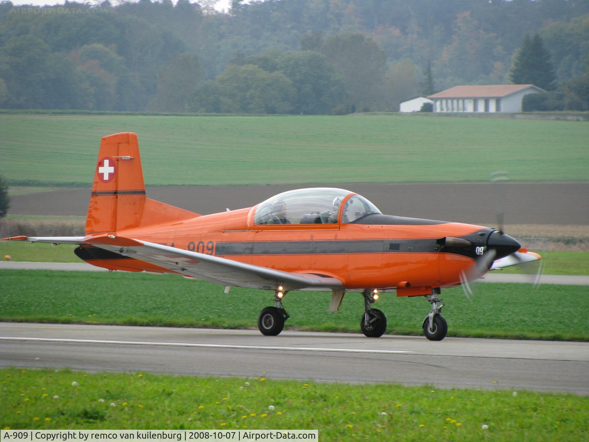 A-909, 1982 Pilatus PC-7 C/N 317, taken on Payerne