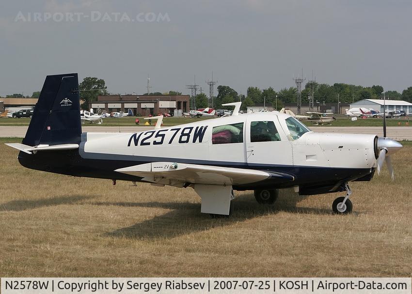 N2578W, 1965 Mooney M20C Ranger C/N 3276, EAA AirVenture 2007