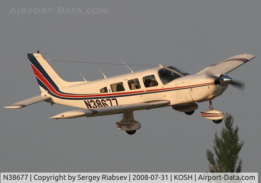 N38677, 1977 Piper PA-32-300 Cherokee Six C/N 32-7840024, EAA AirVenture 2008