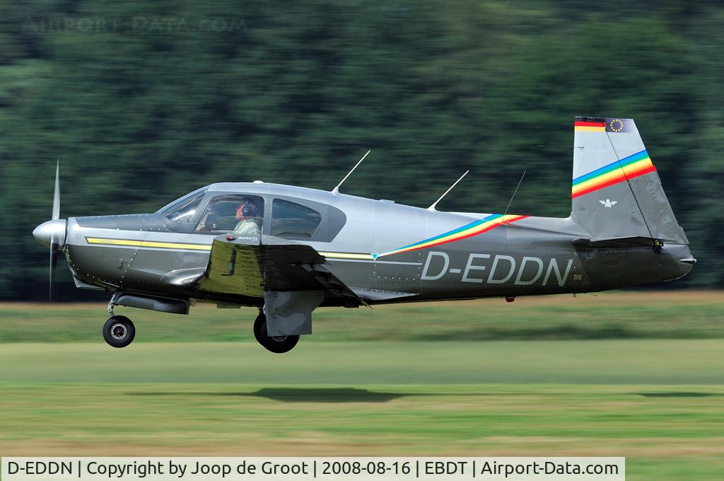 D-EDDN, Mooney M20C 2 Ranger C/N 2595, LANDING AT SCHAFFEN