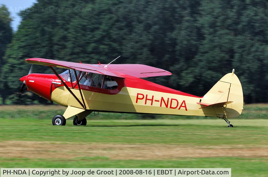 PH-NDA, 1947 Piper PA-12 Super Cruiser C/N 12-2918, Schaffen visitor
