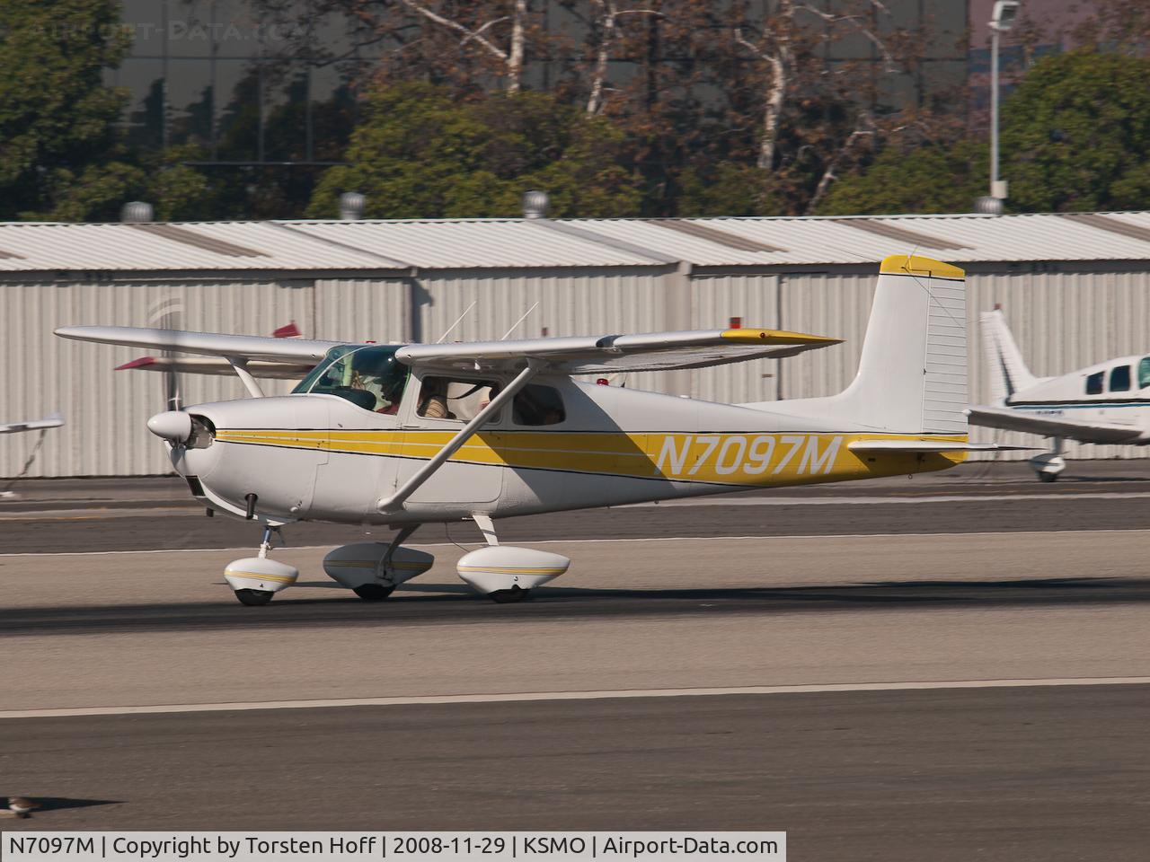 N7097M, 1958 Cessna 175 Skylark C/N 55397, N7097M departing from RWY 21