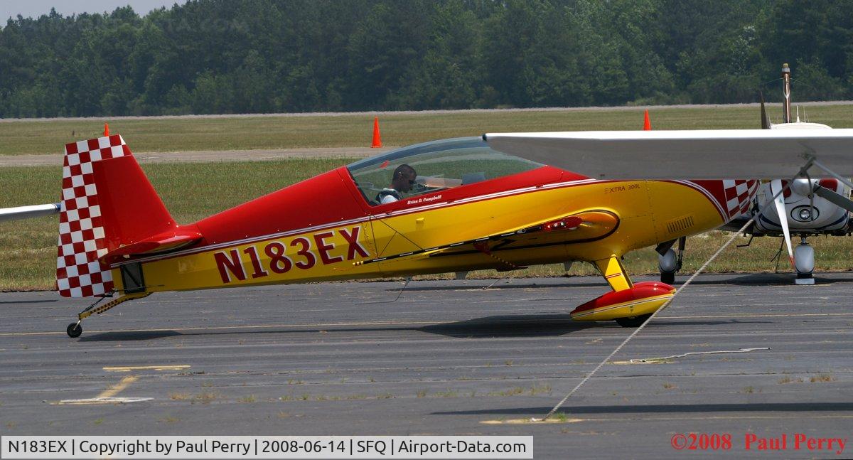 N183EX, 2004 Extra EA-300/L C/N 1183, Taxiing out