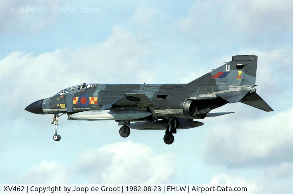XV462, 1969 McDonnell Douglas Phantom FGR2 C/N 3243, 92 Sq aircraft still in old camo.