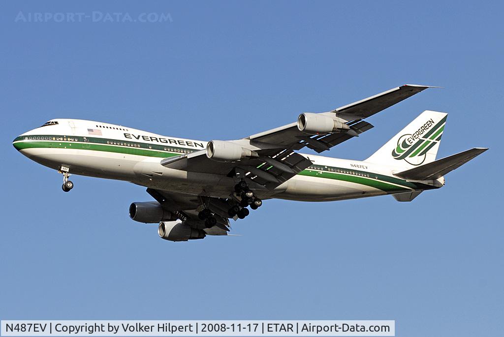 N487EV, 1985 Boeing 747-230B C/N 23286, on final at RMS