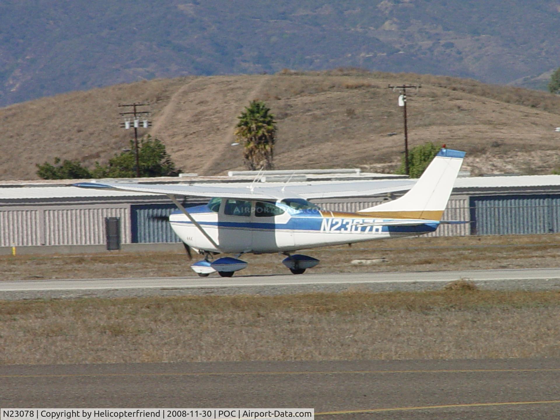 N23078, 1974 Cessna 172M C/N 17264080, Rolling out