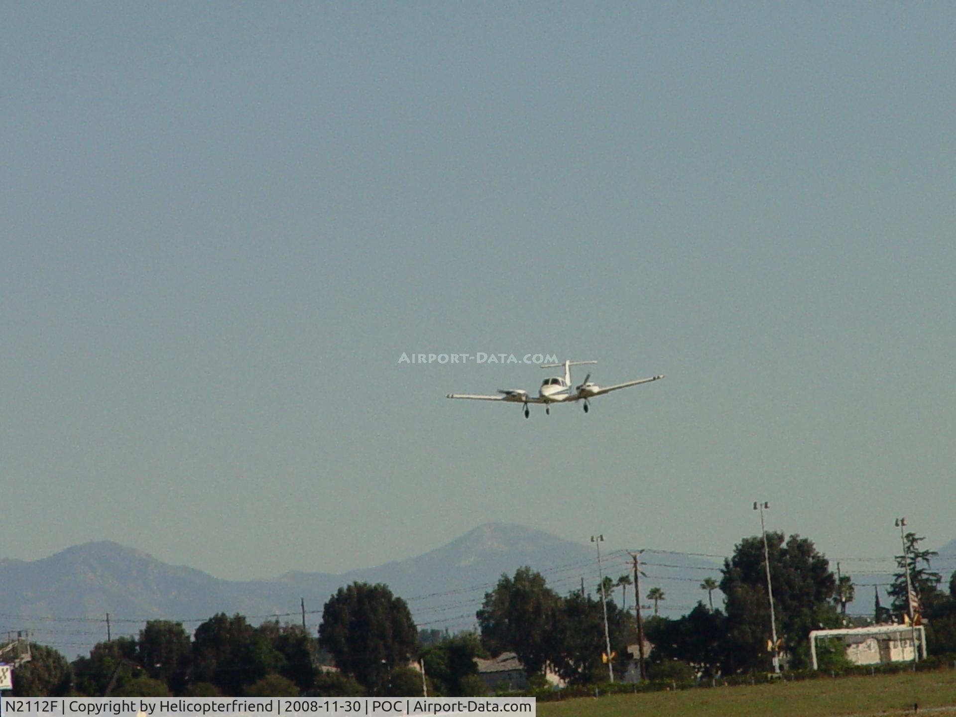 N2112F, 1978 Piper PA-44-180 Seminole C/N 44-7995154, Second approach to Brackett 26L