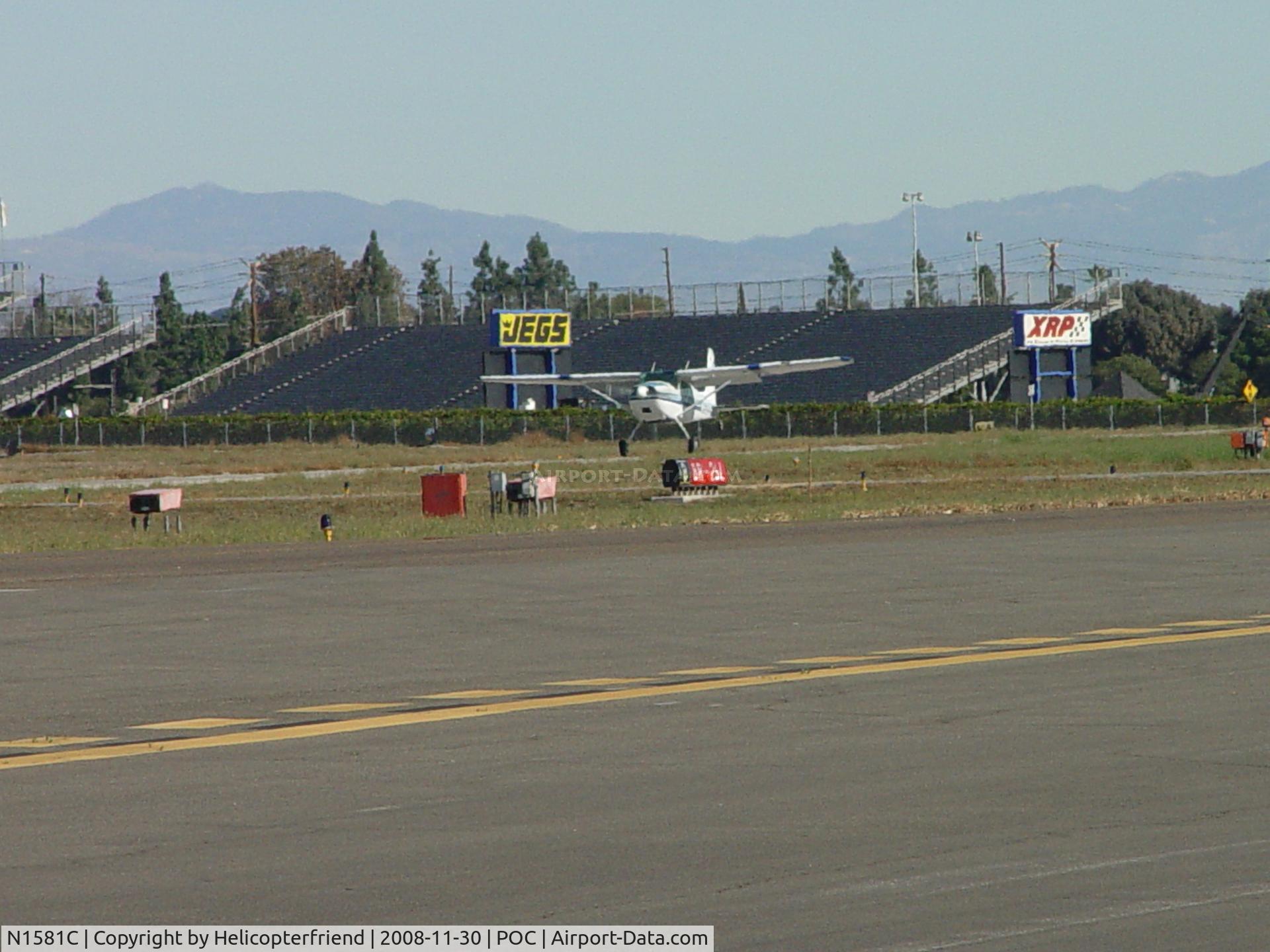 N1581C, 1953 Cessna 180 C/N 30281, Tail has already lifted on take off