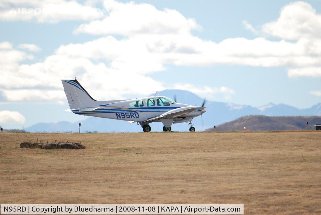 N95RD, 1965 Beech 95-B55 Baron Baron C/N TC-827, Position and Hold for 17L.