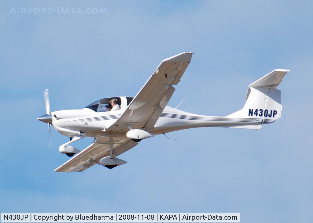 N430JP, 2005 Diamond DA-40 Diamond Star C/N 40.507, On final approach to 17R.