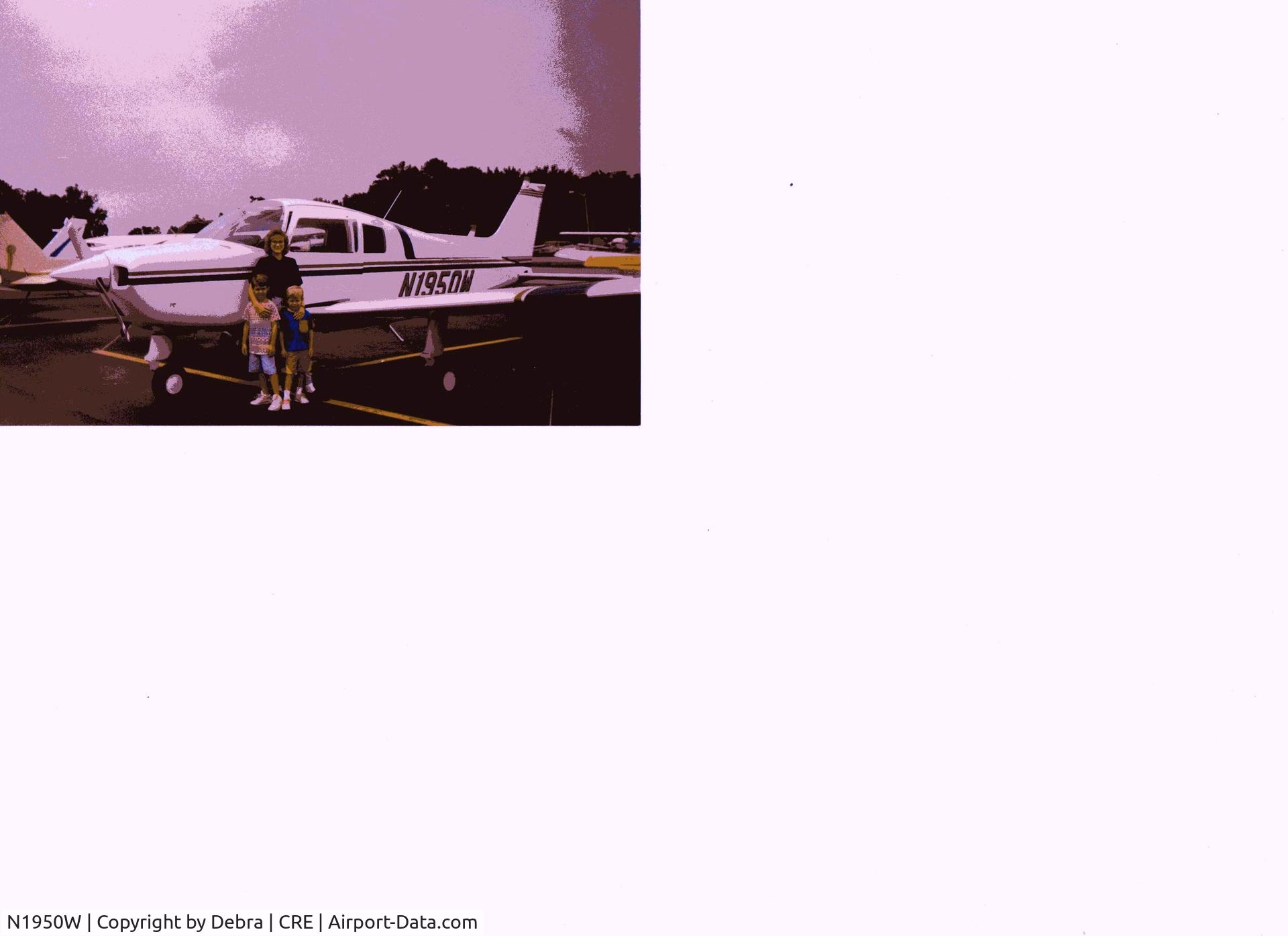 N1950W, 1973 Beech B19 Sport 150 C/N MB-612, Co Pilots and Fresh Paint