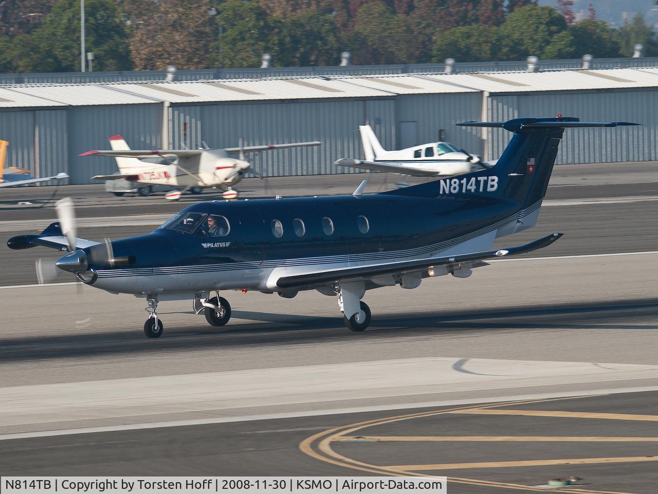 N814TB, 2006 Pilatus PC-12/47 C/N 748, N814TB departing from RWY 21